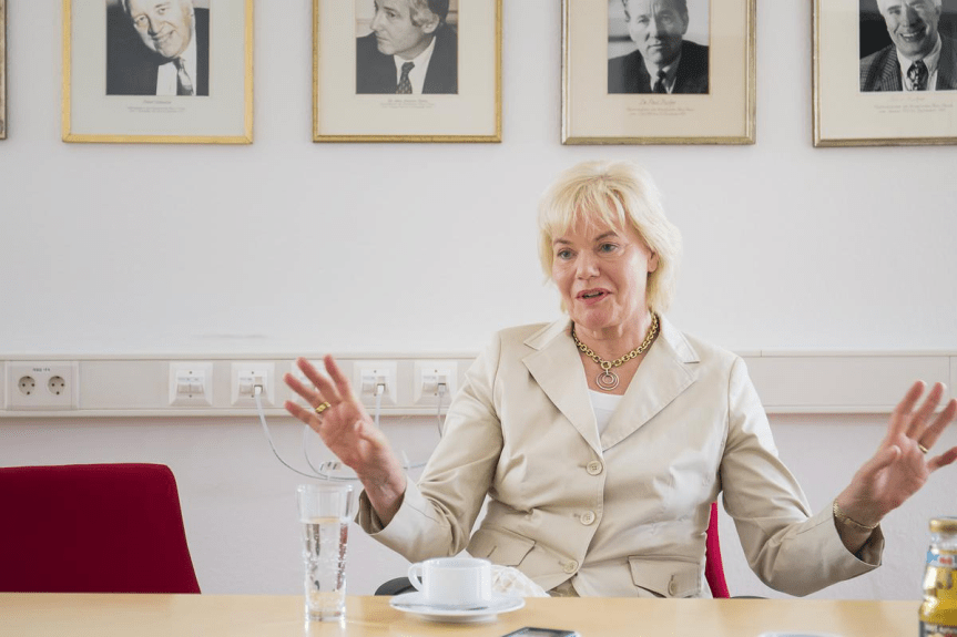 „Twitterikone“ Erika Steinbach verlässt die CDU und erklärt Unterstützung der&nbsp;AfD.